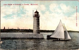 Light House at Entrance to Harbor Milwaukee Wisconsin Vintage Postcard (C4) - £5.86 GBP