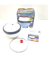 Nordic Ware Microwave Tender Cooker Pressure Cooker W/ Booklet 2.5 QT. - $514.97 MXN