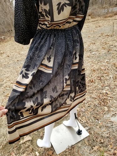 Vintage 1970s Fit & Flare black secretary Semi Sheer Leaf Print Midi Dress W28" Item image 8