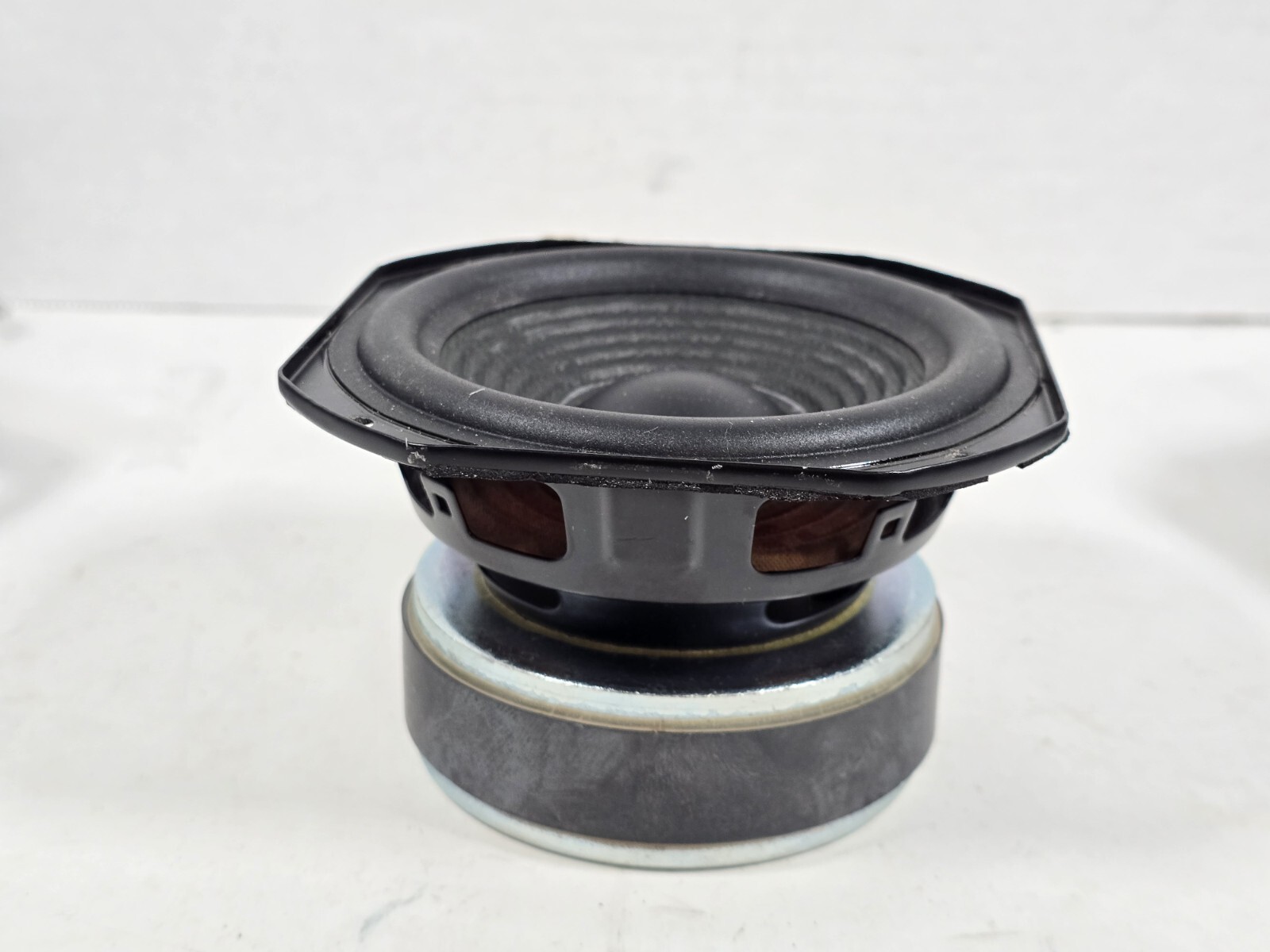 4.5 In Driver Woofer - JBL Stage 245C 2.5 Way Quad Center Channel Loudspeaker Item image 7