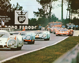 Le Mans classic race cars driving on track 1971 8x10 Photo - £6.25 GBP