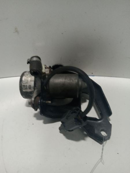 GL450     2012 Vacuum Pump 999399*Tested Item image 2
