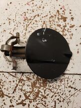 200       2013 Fuel Filler Door 1278306 - $686.67 MXN