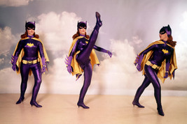 Yvonne Craig in Batman 18x24 Poster - £19.10 GBP