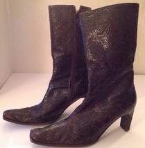 GUESS Brown Embossed Leather Ankle Boots 3&quot; Slim Heel 37.5 Sz 7 Italy VERO CUOIO - $29.49