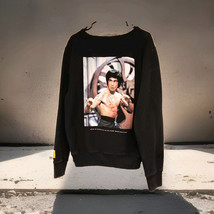 Bruce Lee Mens Size M SHOE PALACE The Dragon Pull Over Sweatshirt Graphic Print - $37.08