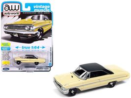 1964 Ford Galaxie 500 XL Sunshine Yellow with Black Top &quot;Vintage Muscle&quot;... - $731.88 MXN