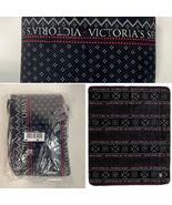 New Victoria&#39;s Secret Cozy Sherpa Throw Blanket Black Red Snowflakes Hol... - $40.43 CAD