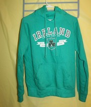 Green Ireland Celtic Nation Souvenir Sweatshirt Pullover Landodowne S/M  - £23.73 GBP