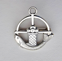 Creed Vintage 925 Sterling Silver Fish And Bread Basket Cross Brooch Pin - £29.85 GBP