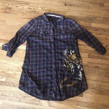 set button up shirt women’s embroidered Three-quarter￼ sleeve Plaid - $7.70