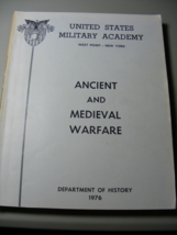 West Point 1976 Ancient and Midieval Warfare - $460.95 MXN