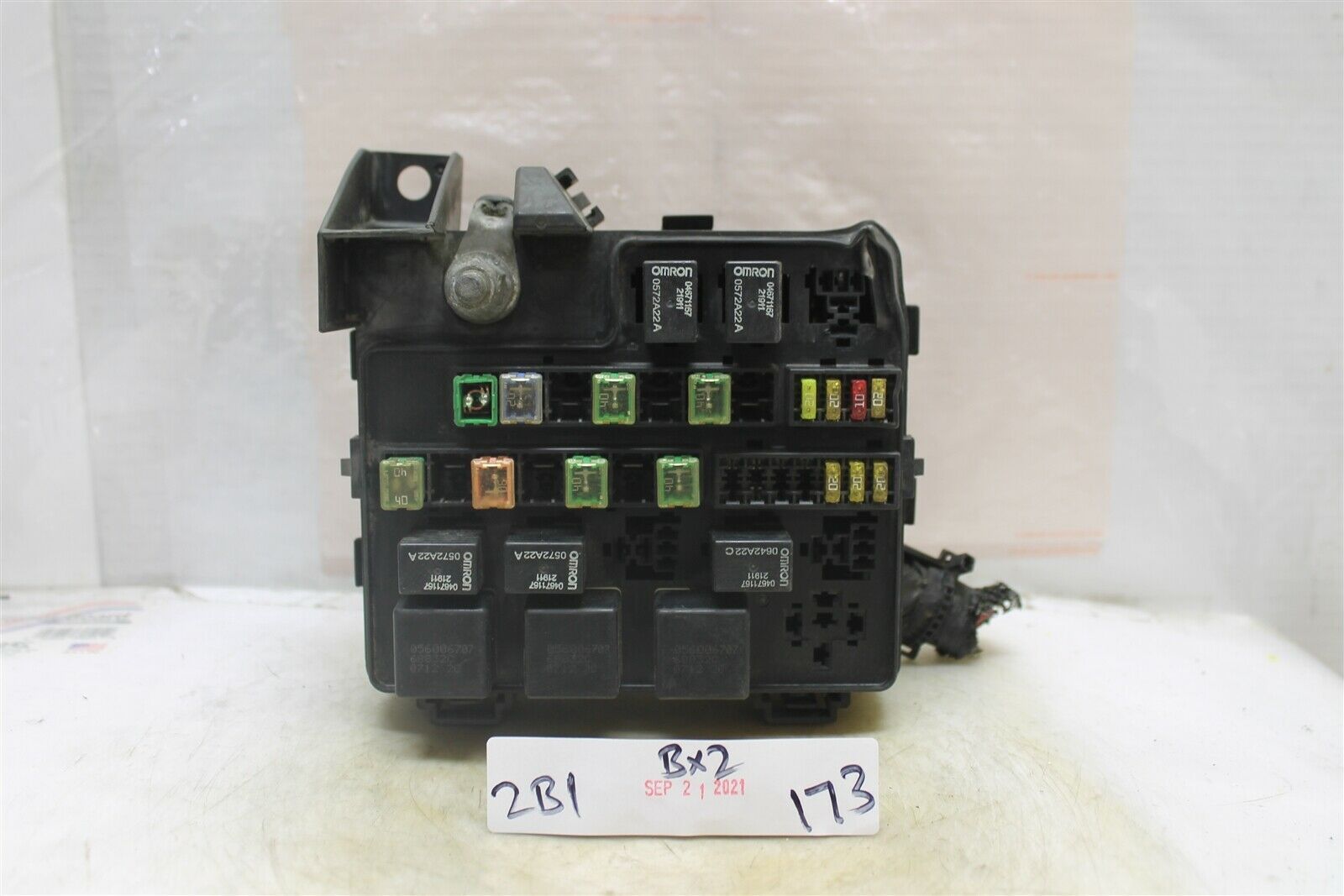 2004 Chrysler Sebring Fuse Box Relay Junction Unit 04759397AB Module