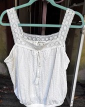 Derek Heart Top Womens Xl Off White Chic Tasseled Eyelet Lace Straps - $27.72