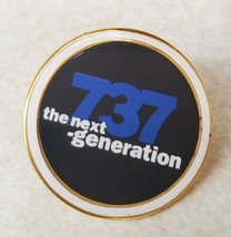 Boeing 737 The Next Generation Round Lapel Hat Pin Tie Tack - £10.90 GBP