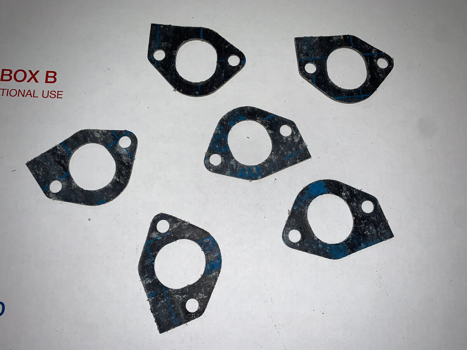 OEM Briggs &amp; Stratton Carburetor Mounting Gasket 270538 (82218) - $0.98