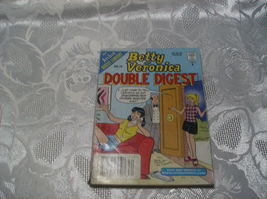 Betty and Veronica Double Digest comic Book no 74 - £3.18 GBP