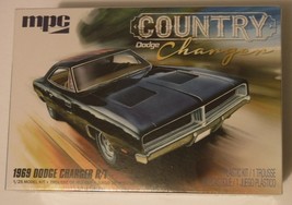 MPC 1969 Dodge Country Charger RT 1:25 scale Model Car (878M12) New in Box - $23.33