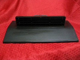 Vizio TV Stand base pedistal feet for VOJ320F1A - Includes Screws - €25,50 EUR Vizio TV Stand base pedistal feet for VOJ320F1A - Includes Screws - €25,50 EUR