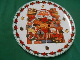 Great Collectible CHRISTMAS Plate by ROYAL NORFOLK - $5.53