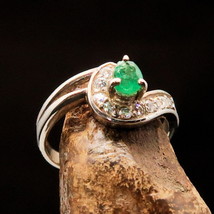 Sterling Silver Ring with pear shape Green Emerald and 10 white CZ - Size 5.5 - £46.39 GBP