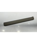 2008 KIA SEDONA FRONT RIGHT EXTERIOR TRIM PANEL P/N 85882-4D050 GENUINE OEM - $473.85 MXN
