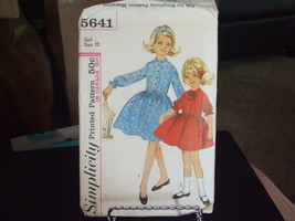 Simplicity 5641 Girl's Dress Pattern - Size 12 Chest 30 Waist 25 - $12.86