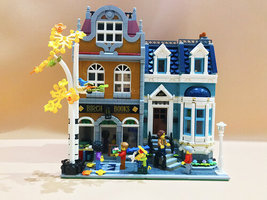 Lego 10270 complete view  2  thumb200