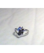 ONYX FOUR-STONE RING IN CLUSTER SETTING - SIZE 7.5 - £3.99 GBP