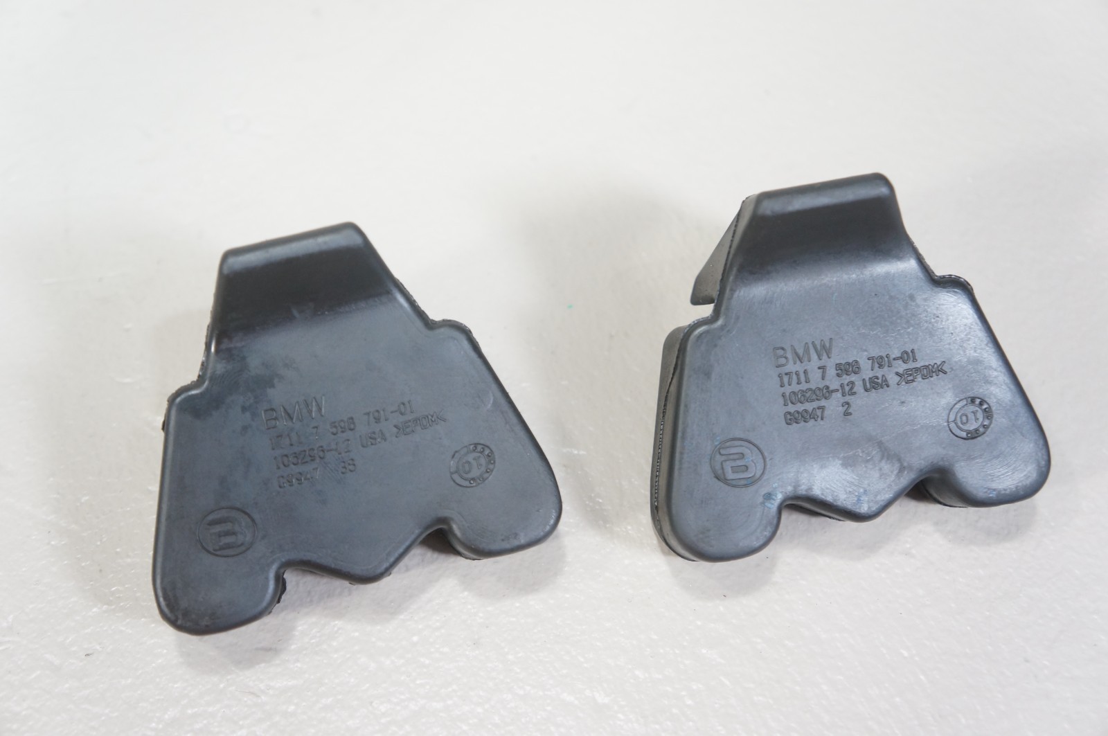 2011-2017 bmw x3 x4 x5 f25 f26 radiator rubber mount pad bushing pair 2 oem Item image 6