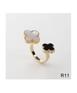 Mother of Pearl and Onyx Ring - £44.07 GBP