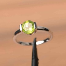 natural peridot ring anniversary ring August birthstone green gemstone sterling - £39.64 GBP