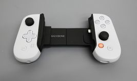 Backbone One 2nd Gen PlayStation Edition (Lightning) Mobile Controller for Apple image 2