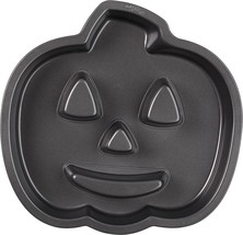 Wilton Novelty Cake Pan Pumpkin Jack-O-Lantern Fluted - $12.25