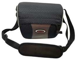 Vanguard Canvas Small Camera Bag Carrying Case Multi Pocket Padded 8 x 6 - $16.95