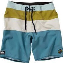 Mens Guys Quiksilver Cypher No Frills 4 Way Stretch  Board Shorts Swim New $70 - $39.99