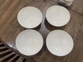 Mikasa Swirl White Dj100 Set Of 4 Soup Cereal Bowls 7 In Stoneware Dishwasher - £19.84 GBP