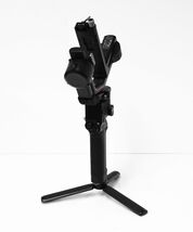 DJI RS 3 Pro 3-Axis Gimbal Stabilizer - Black CP.RN.00000219.01 image 2
