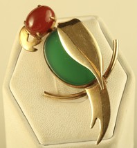 Vintage Gold Filled WRE Richards Jade and Carnelian Scarab Carved Parrot Brooch - £35.48 GBP