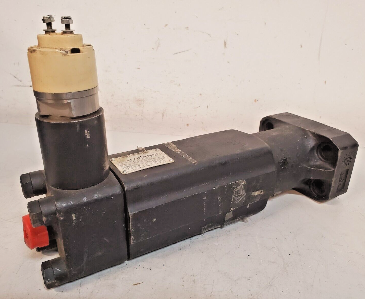 Delphi Remanufactured Locomotive Fuel Injection Pump ECVAB220D0910 | GY1... - $338.43