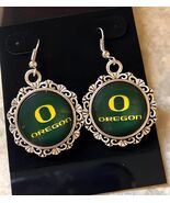 New Vintage Oregon Ducks Earrings - $20.00