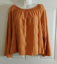 Elizabeth &amp; James Dusty Peach Bell Sleeve On Off Shoulder Crop Top Size Small - £9.82 GBP