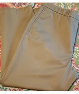 Haggar Brand ~ Men&#39;s 42 x 30 ~ Khaki (Beige) in Color ~ Cotton Pants - $497.40 MXN