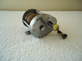 Vintage Shakespeare Model FK NO.1924 Direct Drive Fishing Reel &quot; Great Item &quot; - £19.42 GBP