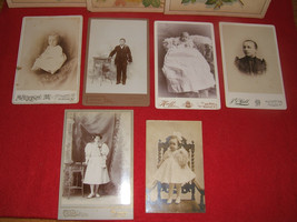 VINTAGE SET OF PHOTOGRAPHS &amp; PHOTOGRAPH FLORAL DECORATIVE HOLDERS - $14.80