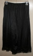 NEW WOMENS BLACK PETI LEG SLIP / PANT SLIP   SIZE Medium - £14.90 GBP