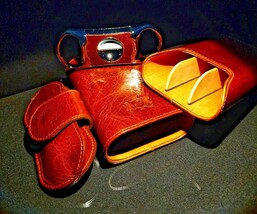 Brizard and Co Brown Antique Saddle Leather Valet Tray , cigar case and cutter image 7