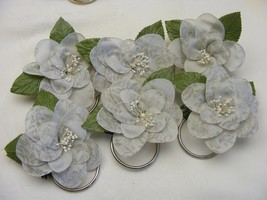 Vintage Handmade Napkin Rings Set of 6  Light Grey w Floral Green Leaf #32 - $368.72 MXN
