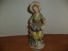 Homco Woman Sitting w Basket of Grapes Figurine Ceramic Bisque Vintage - £11.78 GBP