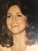 Sally Field Vintage Magazine Pinup clipping - £5.62 GBP